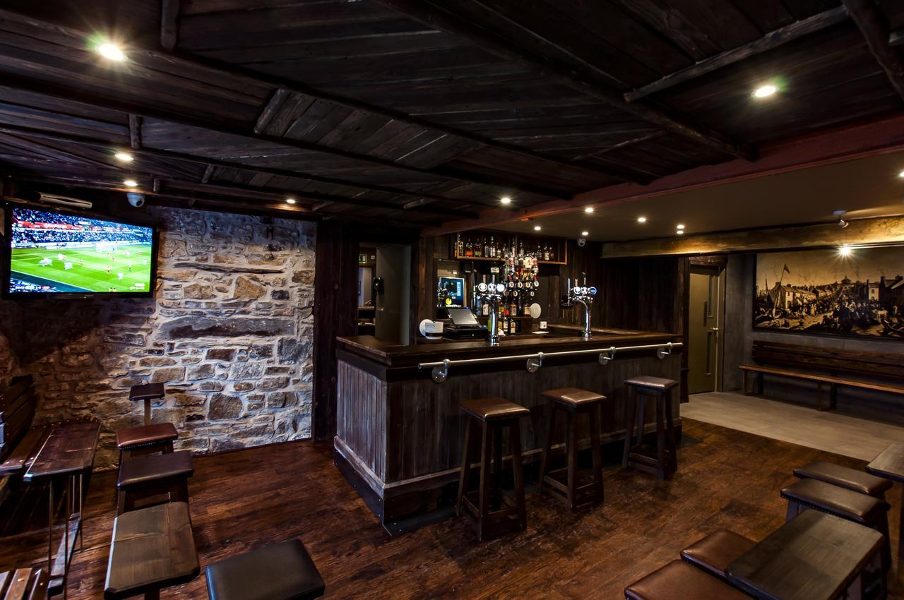 Lochside Hotel Bowmore Экстерьер фото