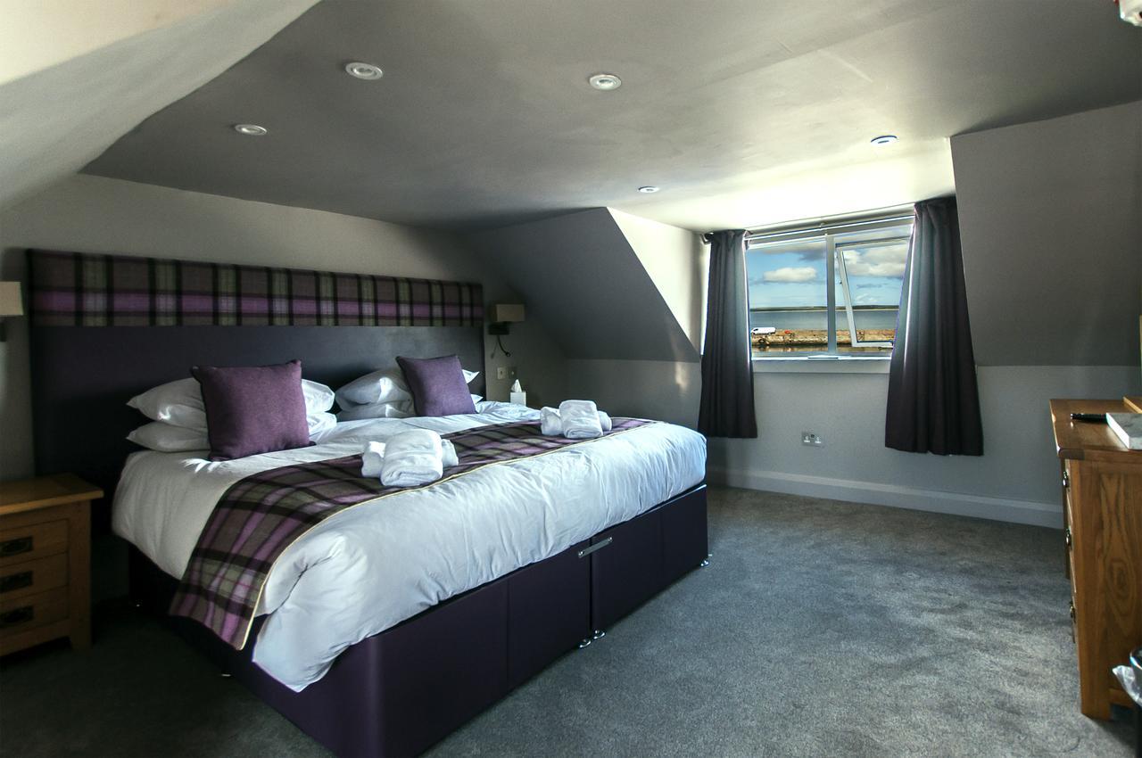 Lochside Hotel Bowmore Экстерьер фото
