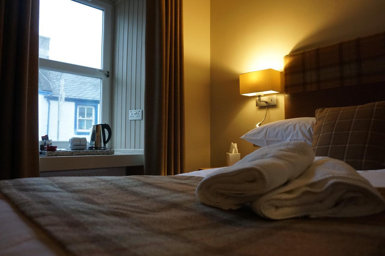 Lochside Hotel Bowmore Экстерьер фото