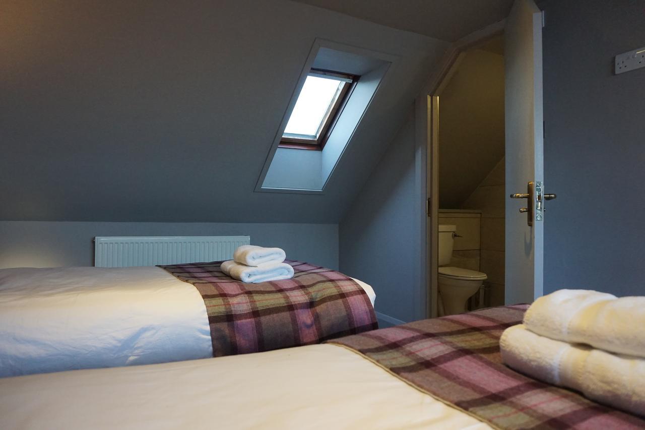 Lochside Hotel Bowmore Экстерьер фото