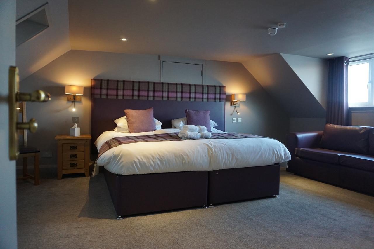 Lochside Hotel Bowmore Экстерьер фото